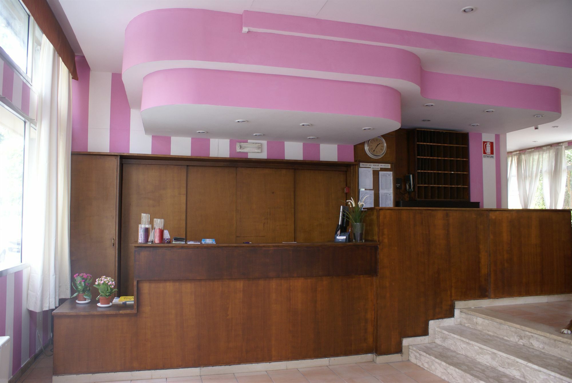โรงแรมเรอัล ฟลอเรนซ์ ภายนอก รูปภาพ